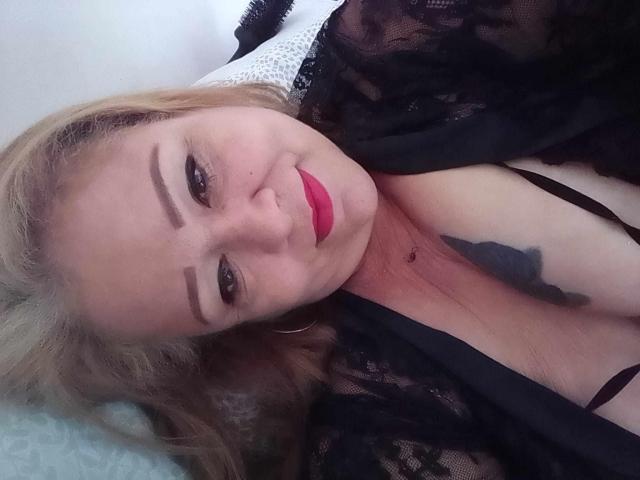 vanesa madurita con experiencia