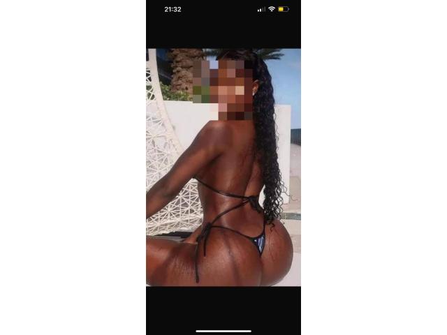 ANGIE PUTA MULATA DIVINA