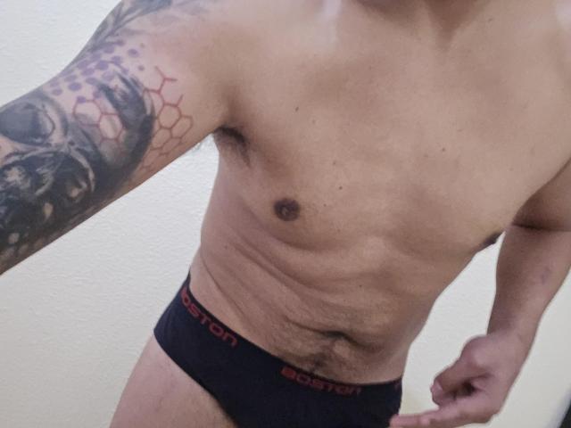 Chico soltero . SOLO PARA CHICAS