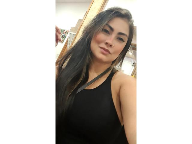 EXTROVERTIDA, SENSUAL Y ARDIENTE