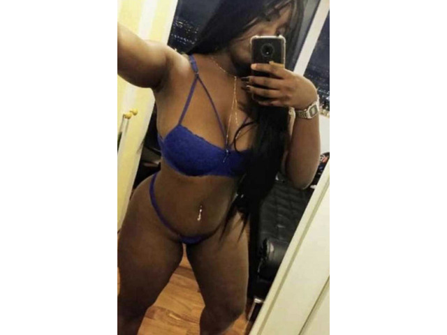 Colombiana 25 años (( Solo Salidas))