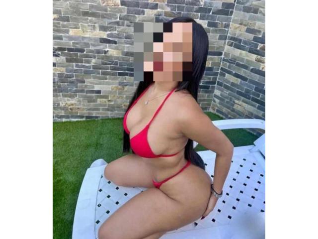 FOGOSA Y MUY ADICTA AL SEXO 