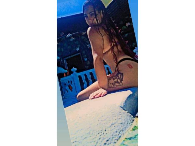 ESCORT CON MUCHAS ANCIAS DE FOLLAR