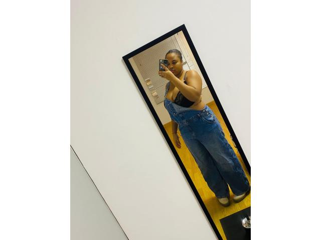 VUELVETE LOCO EN MIS TETAS