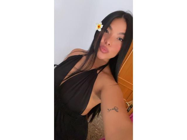 MASAJISTA SEXY EN ELDA . . . SALIDAS