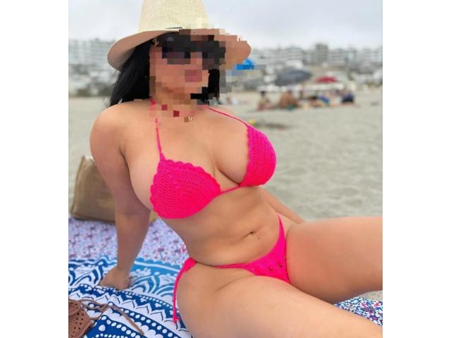 LATINA CACHONDA NUEVA