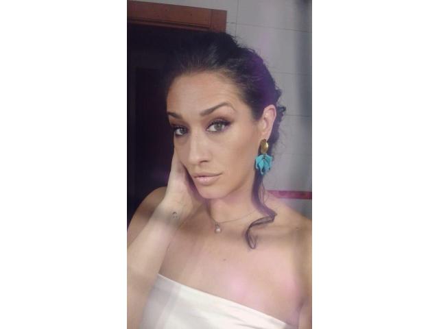 MADURITA EN VALENCIA  MUY CALIENTE