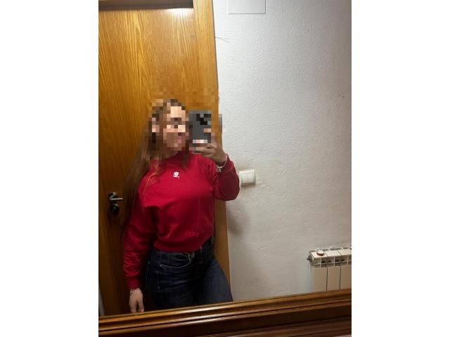 LATINA HERMOSA Y CARIÑOSA 
