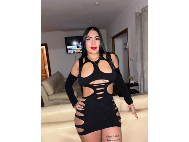 COQUETA Y DESEOSA QUE TOQUE MI CUERPO