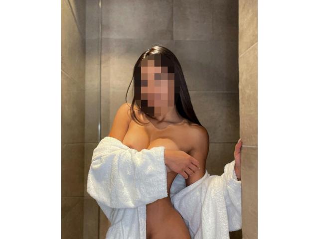 MARINA  HERMOSA MUJER VENEZOLANA
