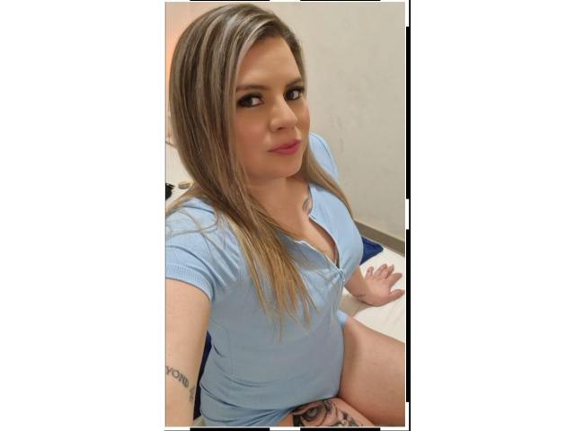 TU MORBOSA FAVORITA. . . SALIDAS