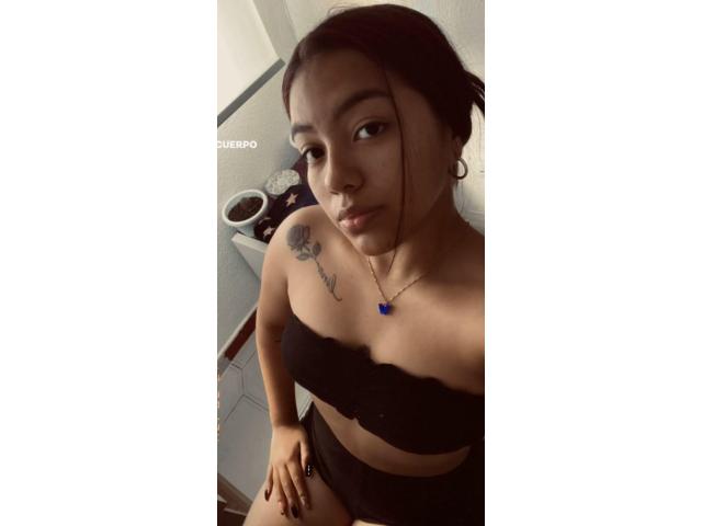 MULATA CON RICO COÑITO