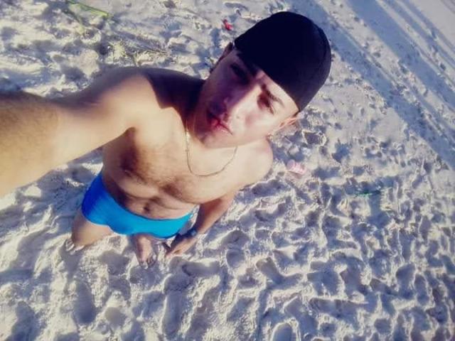GABRIEL PRIMERA VEZ EN TU ZONA VICIOSO