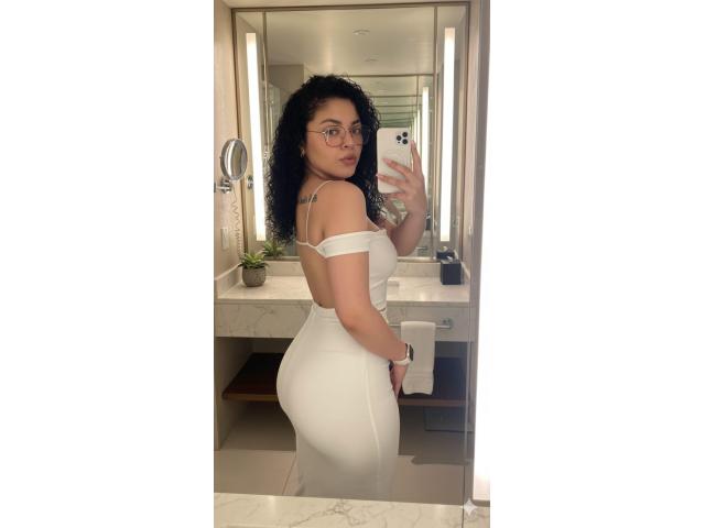 ALEJANDRA SALIDAS. RIENDA A TUS FANTASÍAS