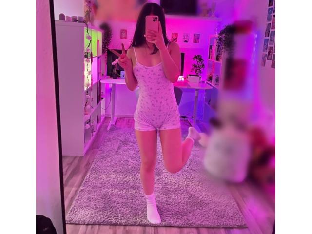 SOLO ATIENDO ONLINE videos