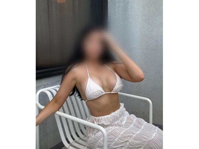 SOFIA DISPUESTA A CUMPLIR TUS DESEOS