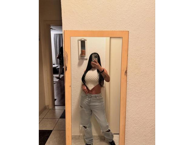 DIVIERTETE CONMIGO ESTARE POR POCO TIEMPO