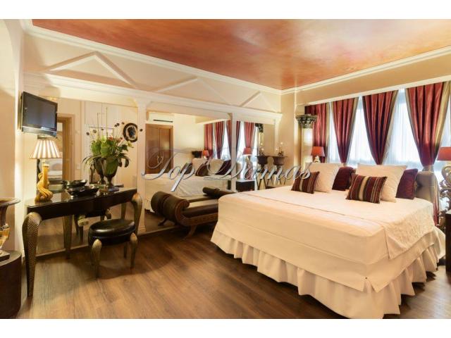 gran clientela y estancia gratis