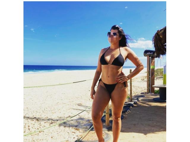 LAURA *** BRASILEIRA EROTICA Y SERVICIAL