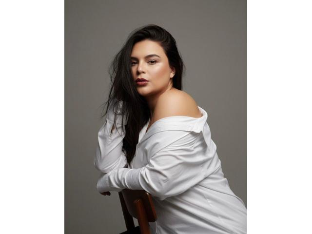 LISSAA HERMOSA Y DELICADA