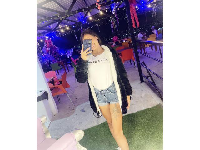 LUCERO UNIVERSITARIA PRIMERIZA BUSCA. . .