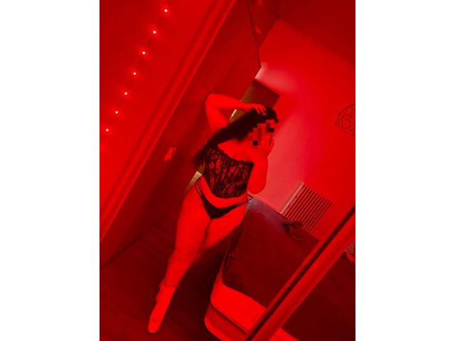 ZOE UN ENCANTO PICANTE