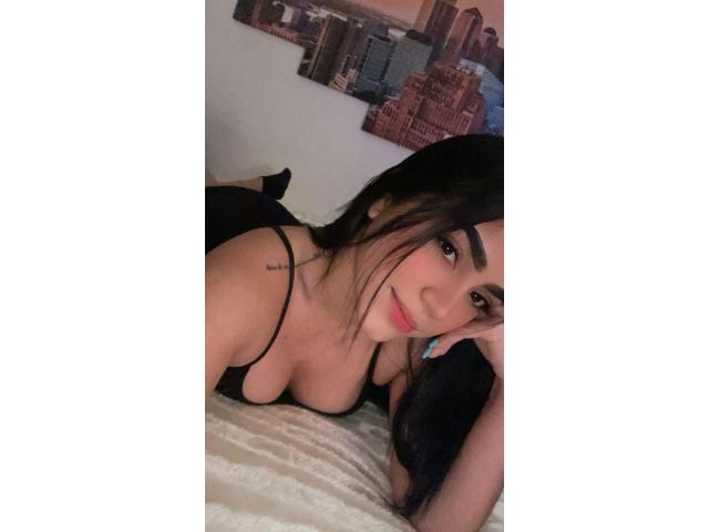 ANY MUY ATRACTIVA NUEVA