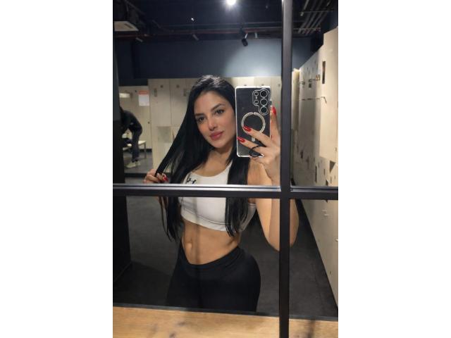 VIVETE UNA PORNO CONMIGO