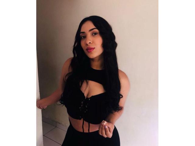 LUCIANA TRAVIESA Y ARDIENTE JOVENCITA