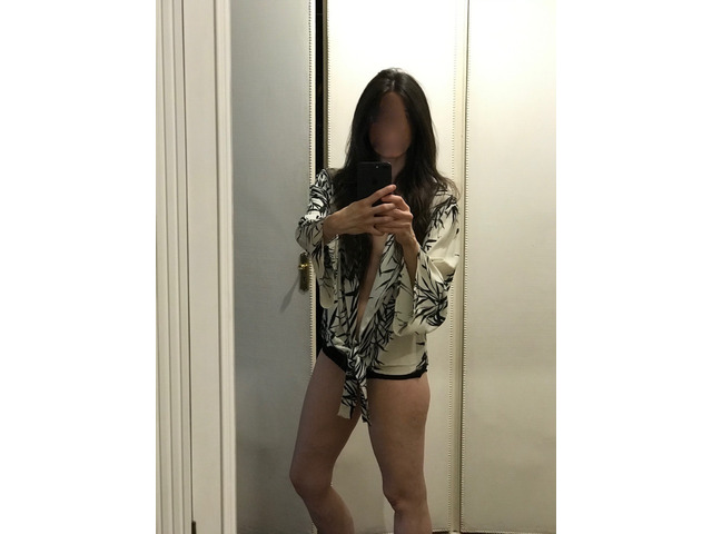 CHICA INDEPENDIENTE, MORBO AMATEUR