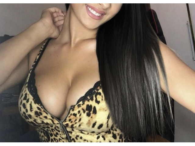 NICOL HERMOSA LATINA