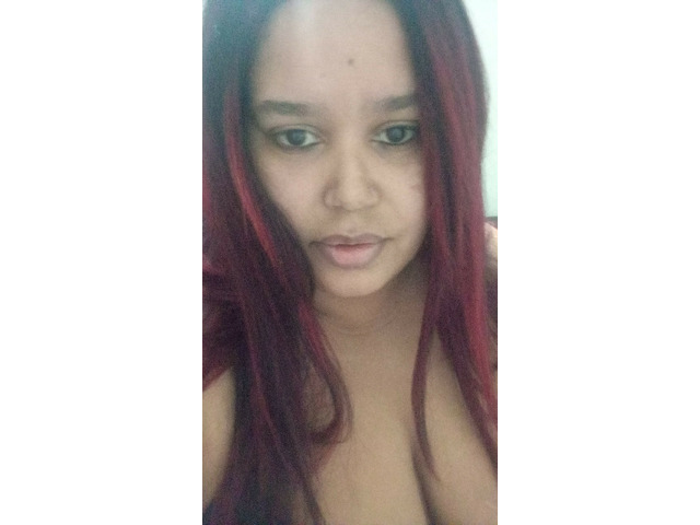 Gorda tetona muy cachonda