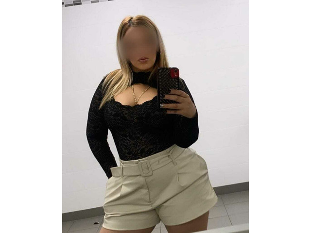SOY UNA LATINA MUY EXTROVERTIDA