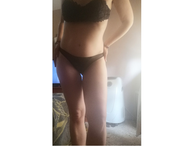 Erika ofrece masajes y sexo placentero