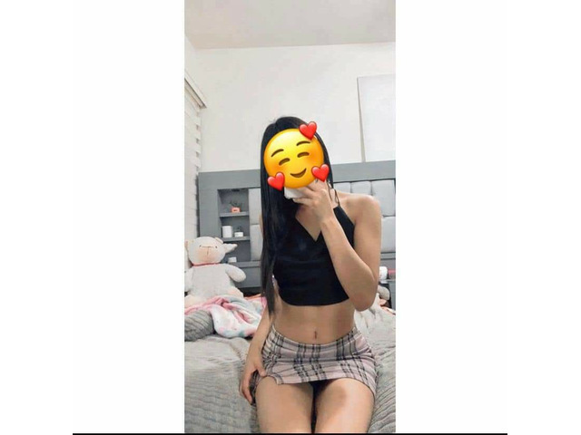 Latina cubanita sensual
