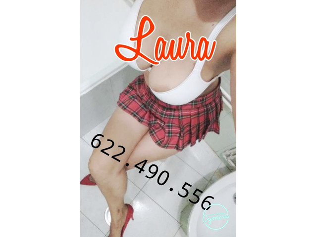 Masajista titulada Laura ESPAÑOLA