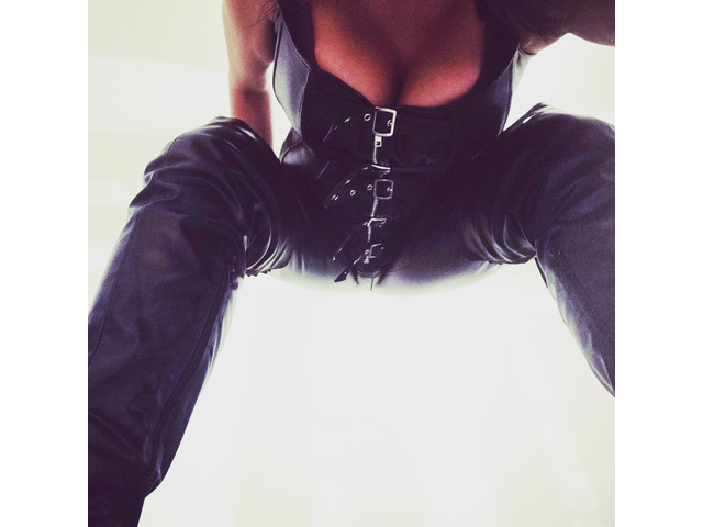 Dominatrix, Femdom, BDSM, Fetichismo