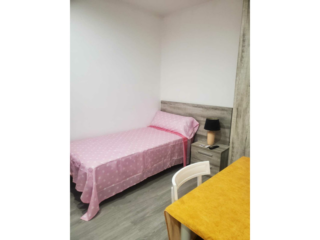 Habitación disponible en lleida