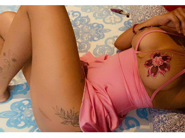 LO QUE BUSCAS. . . BIEN GUARRA EN LA CAMA