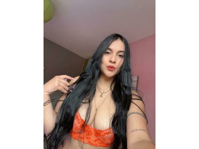 SEXO GUARRO Y CANDENTE CON UNA NIÑATA