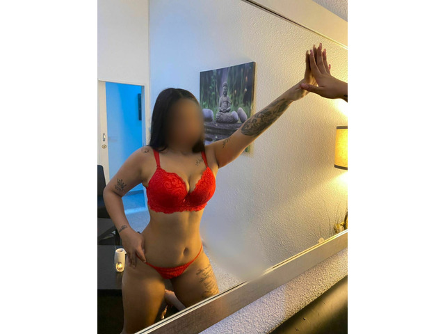 maja y sensual latina con ganas de diversión
