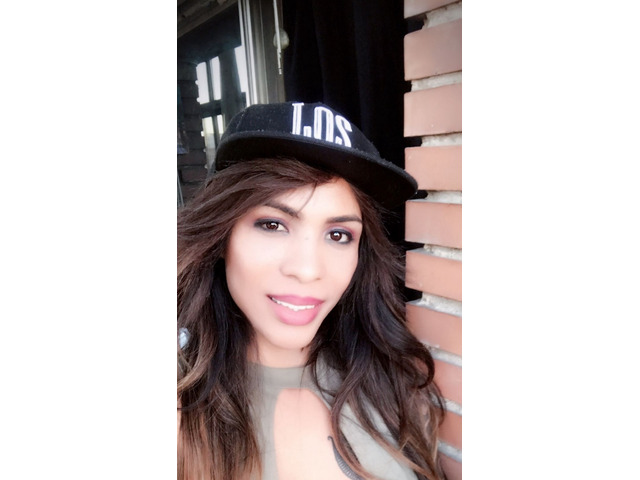 Transexual Latina pechos y culo