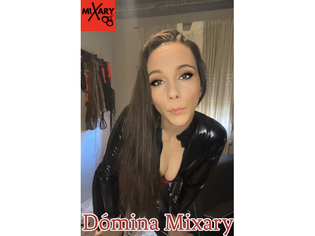 Domina Mixary castidad humillaciones