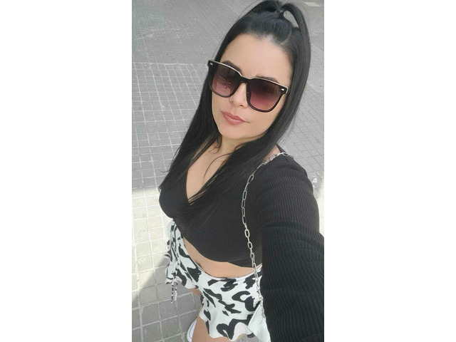 MORENA IMPLICADA CON LINDAS CURVAS