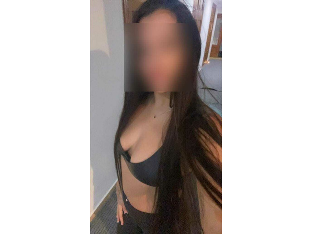 DELGADA PELI NEGRA PARA COMPLACER TUS DESEOS