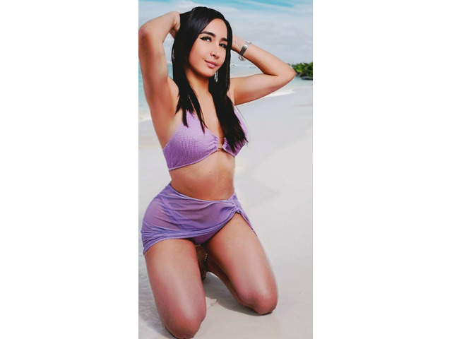 CHICA ALEGRE Y DIVERTIDA
