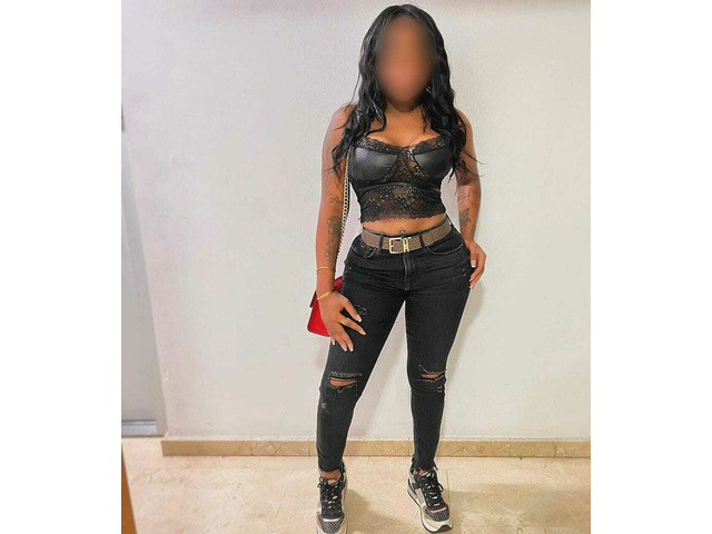 NEGRA COLOMBIANA DISPONIBLE EN BARCELONA