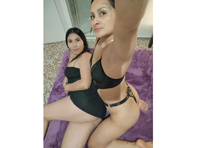 TRIO CON DOS HERMOSAS JOVENCITAS