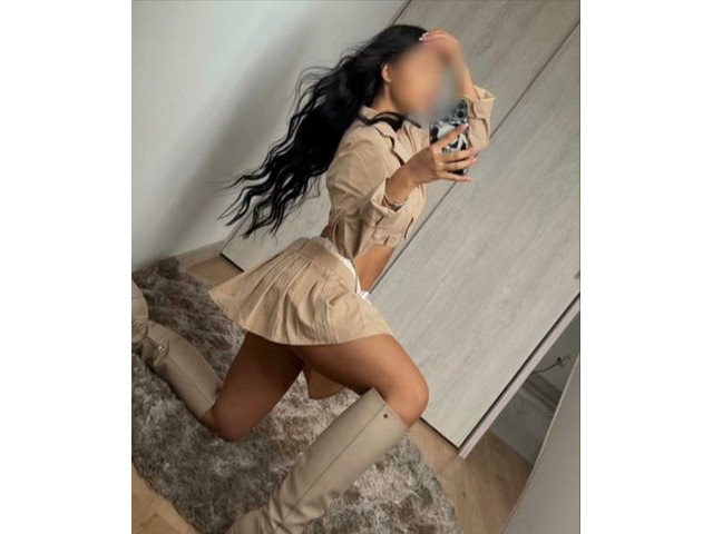 DOS BELLAS PARTICULARES EN GANDIA