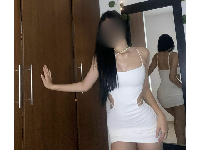 CHICA DESCOMPLICADA DE PIEL SUAVE